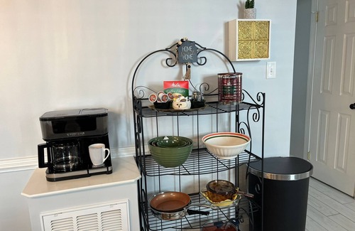 Mosby House | Spacious 2900 SQ Feet House In Ginter Park, 10 min to Everywhere