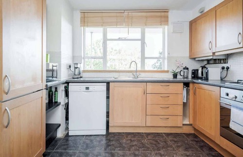 Holland Park Apartment | Spacious 2bed in top location Holland Park-N Hill