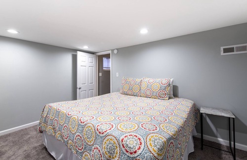 Jacobs House | Spacious 2bedroom, minutes to Hospital, Expo Ctr & Downtown