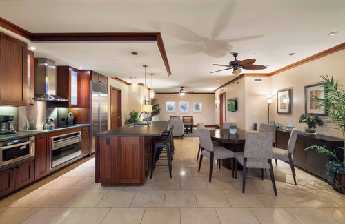 Ko Olina Condo | Spacious 2BR/2BA Oceanfront Villa in Ko Olina Beach Tower with Lagoon Views