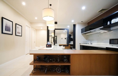 Surabaya Apartment | Spacious 2Br At The Via And The Vue Apartment Surabaya