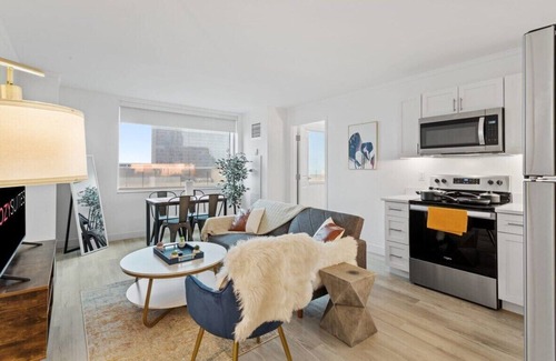 Atlantic City Apartment | Spacious 2BR CozySuites Condo at Showboat #10