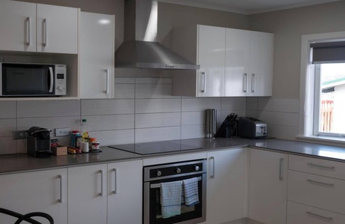 Avondale Apartment | Spacious 2BR Home in Avondale
