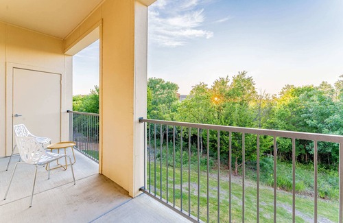 Montopolis Apartment | Spacious 2BR King Beds Suite, 8 Min to Downtown