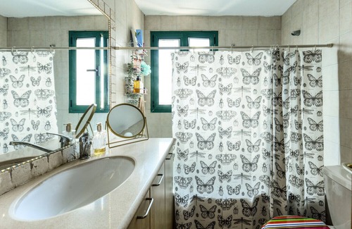 Florentin Apartment | Spacious 2BR w/ Beautiful Balcony Terrace in the Vibrant Heart of Tel Aviv