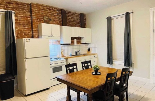 Benton Park Apartment | Spacious 2BR w/Fenced Yard, Office & Fast Wi-Fi, Downtown STL