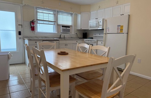 North End Condo | Spacious 2nd fl- two bedroom Condo F