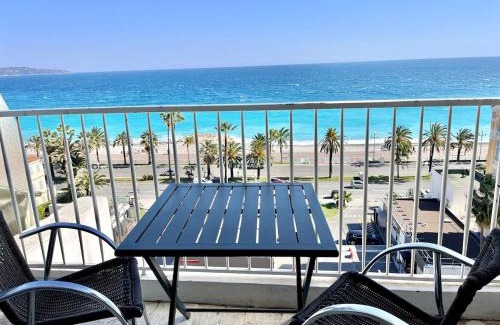 Fabron Apartment | Spacious 2P Terrace with sea view