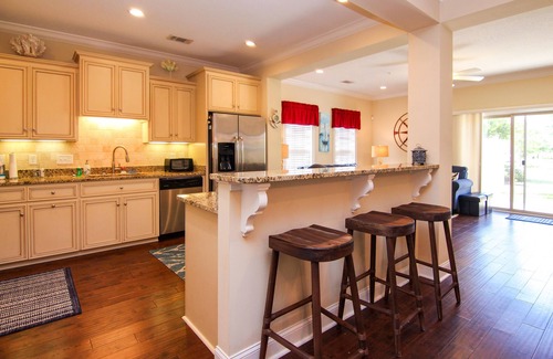 Saint Simons Island House | SPACIOUS 3/3 townhome near everything SSI has to offer!