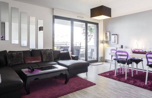 Gennevilliers Condo | Spacious 3 bdrooms Apt-Metro 5mn-Free Pkg