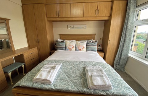 Poulton-le-Fylde Apartment | Spacious 3 Bed Apartment near Blackpool for family holiday