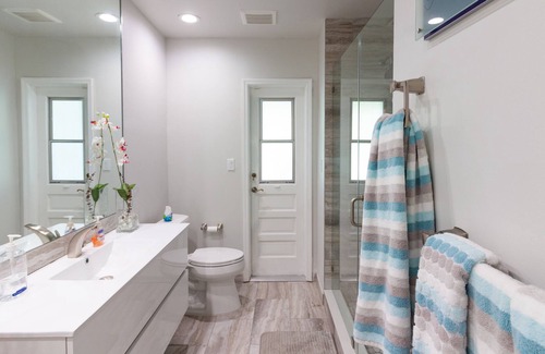 Palmetto Bay House | Spacious 3 Bed/2.5Bath Miami Home w/ pool!