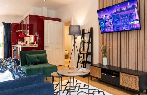 Knaresborough Apartment | Spacious 3 bed with Free parking