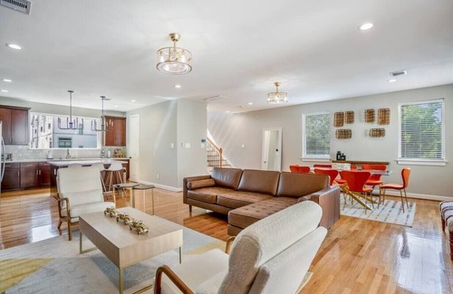 Riverside Terrace House | Spacious 3 Bed House|MD Anderson|FreeParking|Wi-Fi