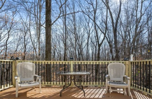 Kingston Springs House | Spacious 3 bedroom house in charming Kingston Springs with WiFi, AC,