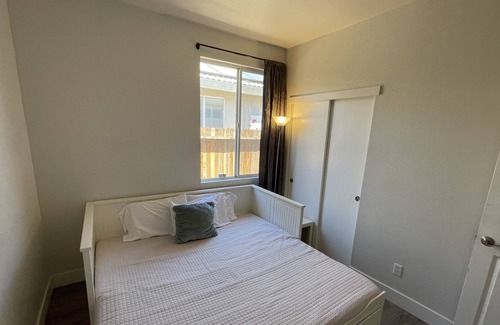 West Sacramento House | Spacious 3 bedroom 2 bath house. Quiet cul-de-sac, 15 minutes from downtown.