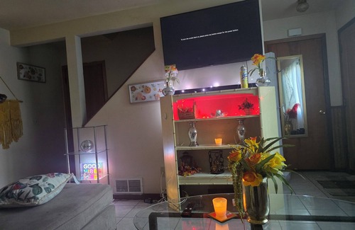 Stevens Point House | Spacious 3 bedroom house in charming Stevens Point with AC features a welcoming