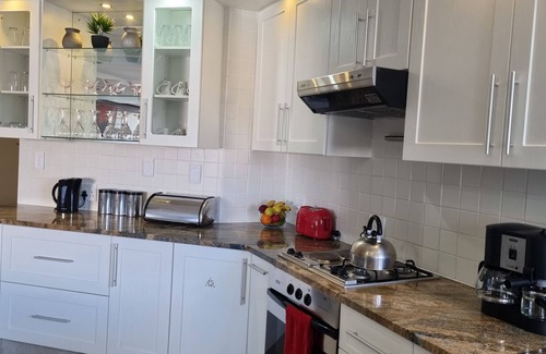 Marina Martinique Apartment | Spacious 3-bedroom apartment on the Marina - 850m from the beach!