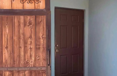 Loreto Apartment | Spacious 3 bedroom 2 bath apartment on 2nd floor.