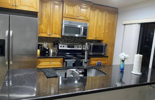 Lake Worth Corridor House | Spacious 3 bedroom 2.5 bath House in lake worth