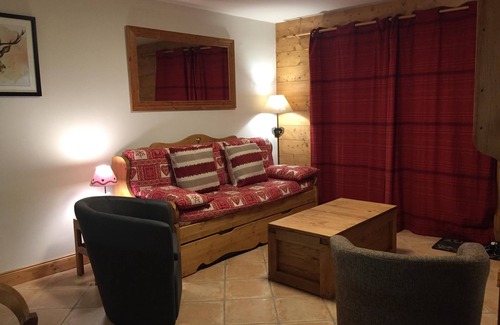 Les Esserts Apartment | Spacious 3 Bedroom Apartment Right on the Slopes