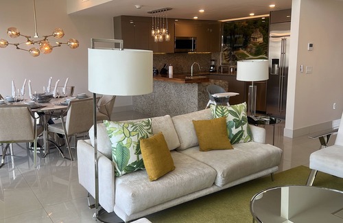 Playa Mujeres Apartment | Spacious 3-bedroom apartment in phenomenal Cancún with AC, WiFi, fitness room