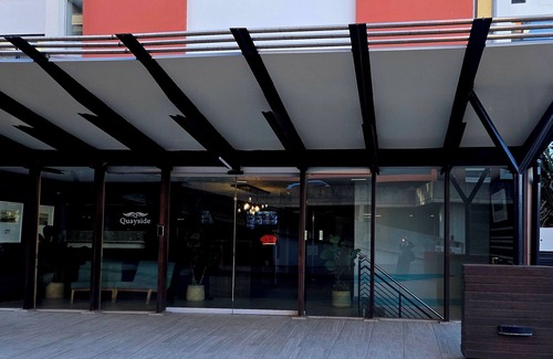 Durban Point Apartment | Spacious 3-bedroom apartment with WiFi, AC in marvelous Durban 6 sleeper