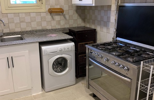 Al-Basatin Apartment | Spacious 3-bedroom corporate apartment in amazing Cairo with WiFi, AC