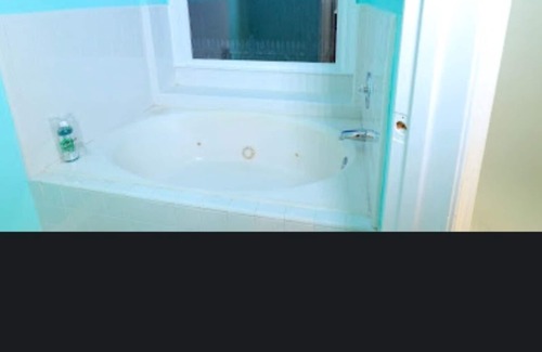 Woodland Hills House | Spacious 3 Bedroom Home Near Everything