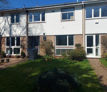 Edgbaston Apartment | Spacious 3 bedroom house in lovely location
