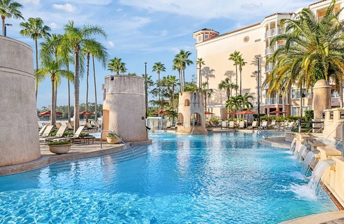 Williamsburg Condo | Spacious 3 bedroom, Marriott Grande Vista, lakeside resort.