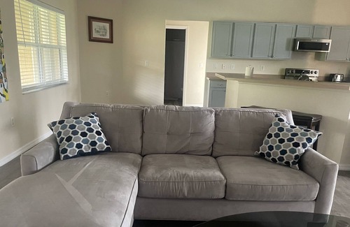 Clermont House | Spacious 3 bedroom near entertainment and Disney