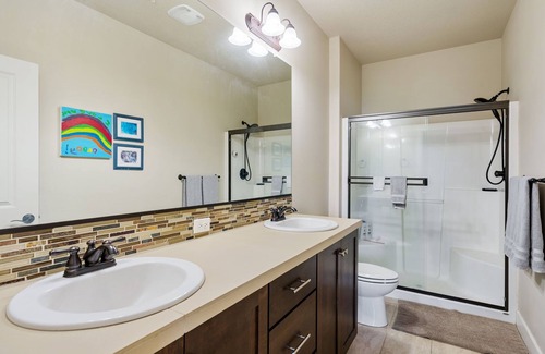 Happy Valley House | Spacious 3-bedroom townhouse in Happy Valley