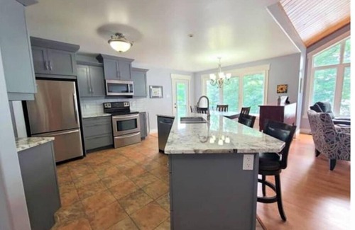 Algoma District Cottage | ❤Spacious 3 BR Lake House on Lake Lauzon w/Deck!❤