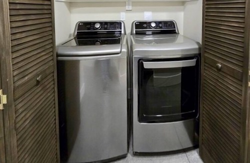 Girdwood House | Spacious 3 BR lower level duplex on a large lot