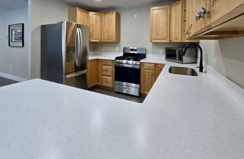 Girdwood House | Spacious 3 BR lower level duplex on a large lot