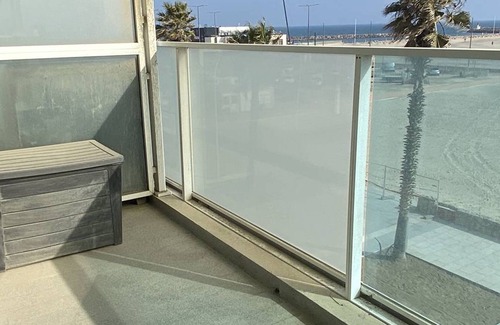 La Jetee Apartment | Spacious 3-room sea view, pets allowed