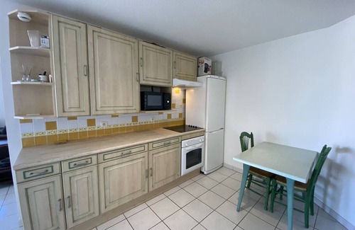 La Jetee Apartment | Spacious 3-room apartment with terrace and parking in Canet-en-Roussillon
