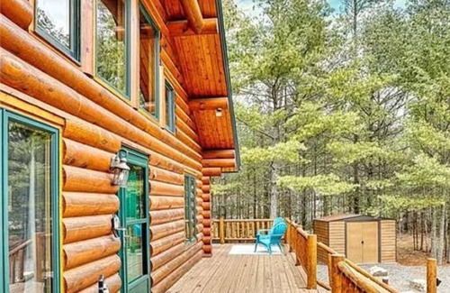 Hatfield Cabin | Spacious 3 Story Cabin. Access to UTV/ATV Trails & Near Lake Arbutus