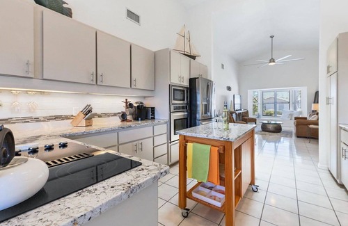 Charlotte Harbor House | 🥇 Spacious 3bd waterfront villa with a private pool (CH868)