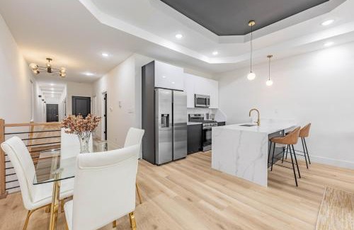 Washington Park Apartment | Spacious 3BDR Luxury Penthouse