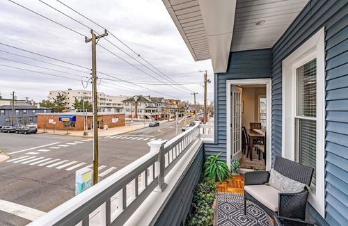 North End Condo | Spacious 3BR/2BA Condo - 5 Min Walk to Beach/Boardwalk. 2 Min to Shops Downtown