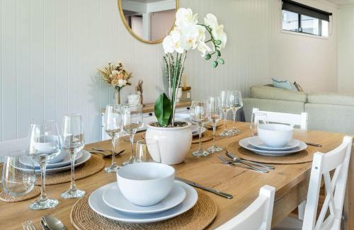Kangaroo Point Apartment | Spacious 3BR Apartment in Kangaroo Point CBD