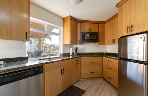 Arroyo Grande House | Spacious 3BR Central Coast Retreat -Pool, Spa, Backyard - Pets & Family Friendly