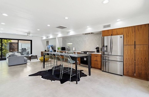 Heatherbrae House Condo | Spacious 3BR Condo in Old Town