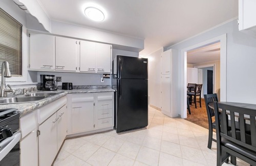 Miller Beach Cottage | Spacious 3BR Home Firepit & Grill