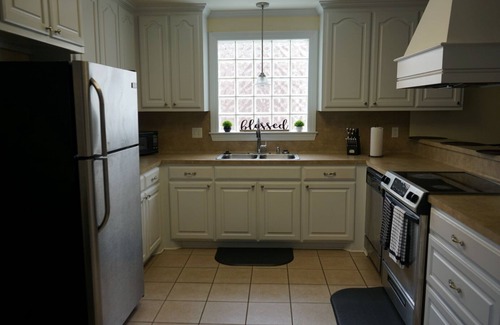 Highlands - Perkins House | Spacious, 3BR Mins from LSU Stadium