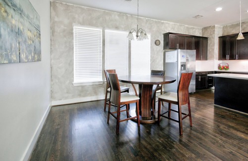 Midtown House | Spacious 3BR Townhouse - Walk to Midtown, Near Stadiums!