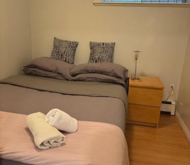 Hastings House | Spacious 3BR with Full Kitchen a n dFast Wi-Fi