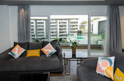 Heliopolis Apartment | Spacious 4-bedroom apartment Pool View Near the Airport